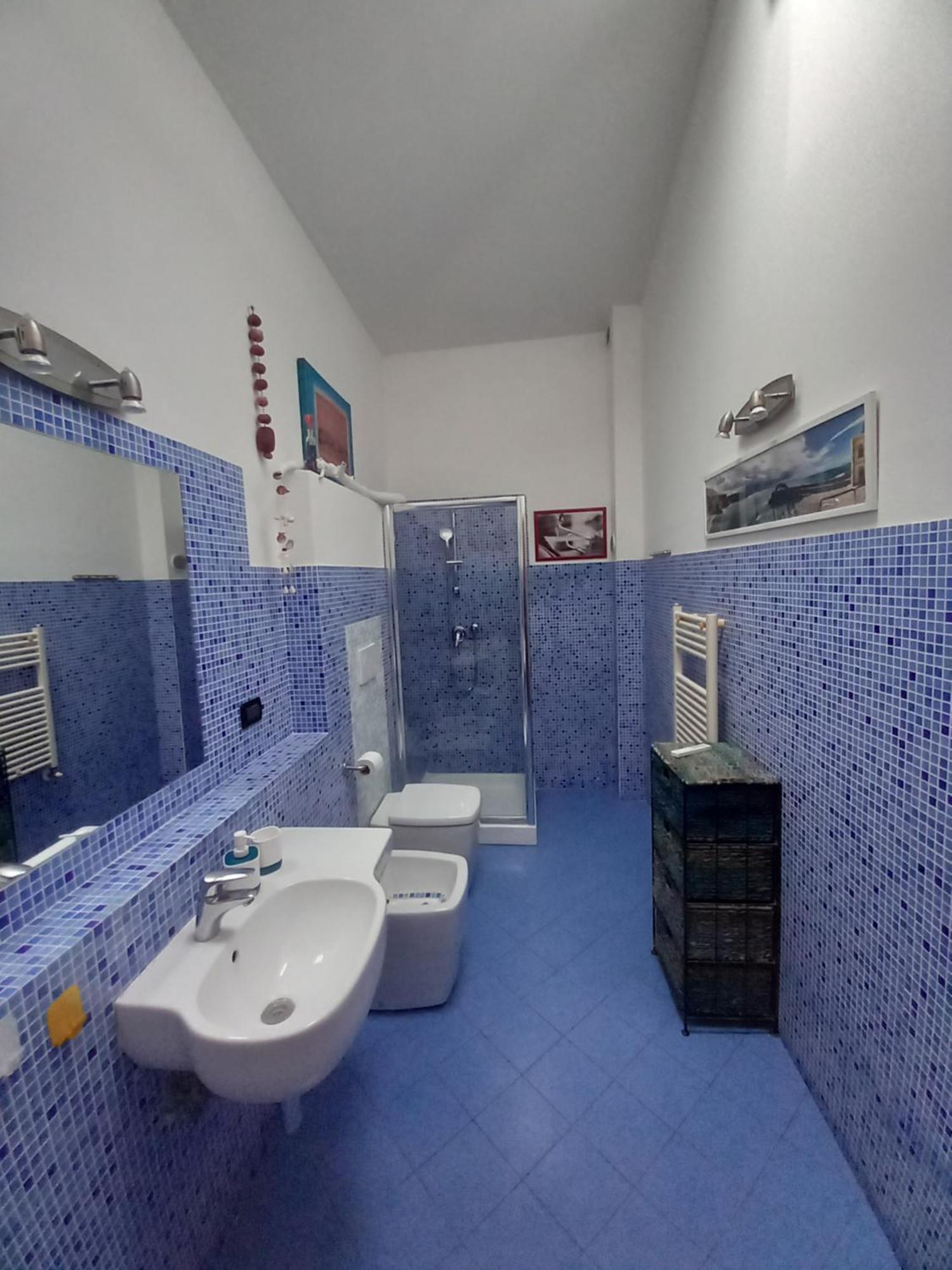 "La Casita", 2 Floors Apartment, Private Parking 1 Car Or 2 Bikes, Air-Cond And Terrace Livorno Dış mekan fotoğraf